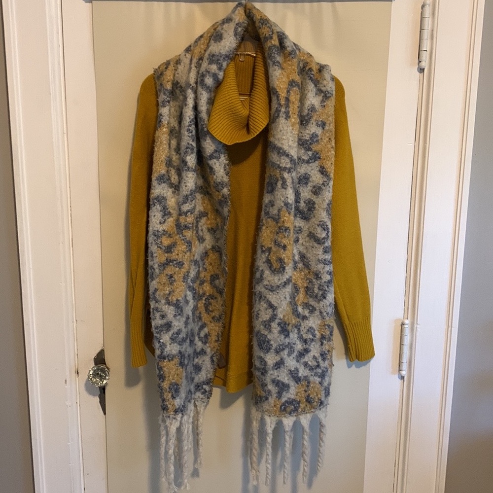 Anthropologie Cheetah Leopard Abstract Print Scarf
